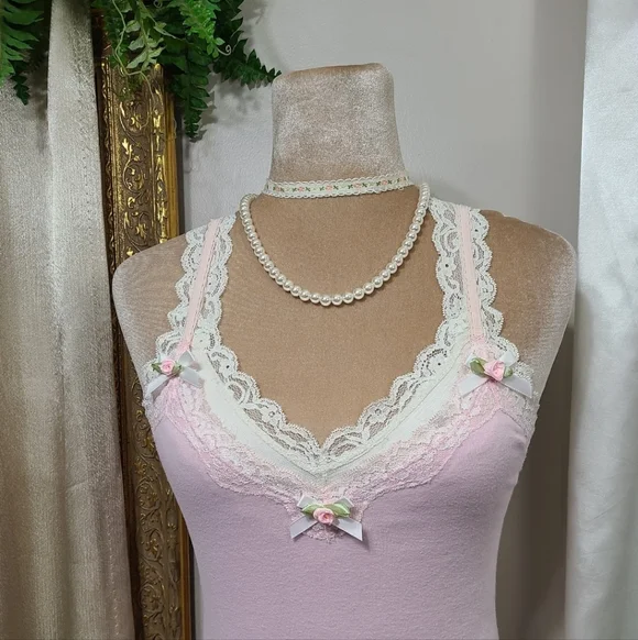 ♡ Y2K ♡ Hollister Baby Pink Lace Cami Satin Rose Bows Tank Top - Picture 2 of 10
